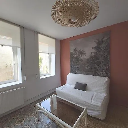 T2 Centre De Quartier Vauban/cormontaigne *